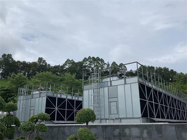 河南圓形冷卻塔處理了工業(yè)化生產(chǎn)機器設(shè)備的溫度難題,河南玻璃鋼圓形冷