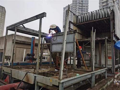 散熱片與圓形冷卻塔中間有哪些關(guān)聯(lián),圓形空調(diào)散熱片在哪里