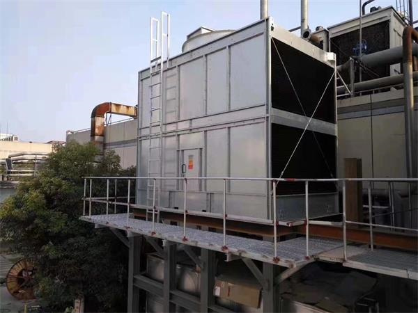 工業(yè)玻璃鋼冷卻塔在購買時需注意的小關(guān)鍵點,圓形玻璃鋼冷卻塔填料